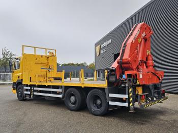 CF 85.330 ATI / 40 t/m CRANE / KRAN / 8.500 km!